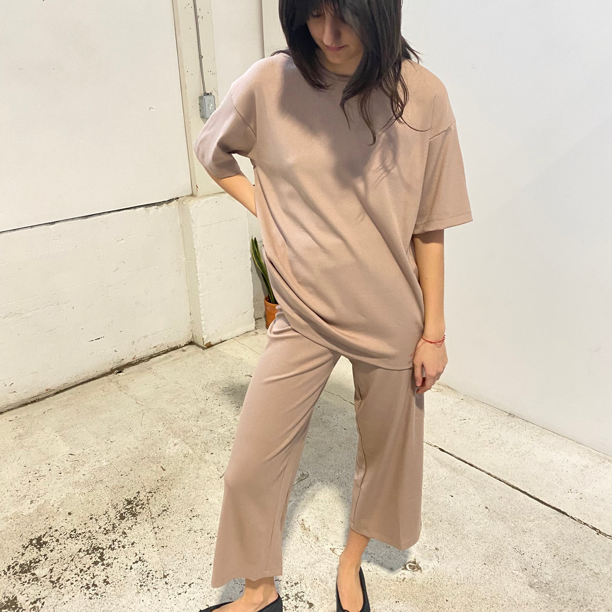 Liza Pant in Taupe