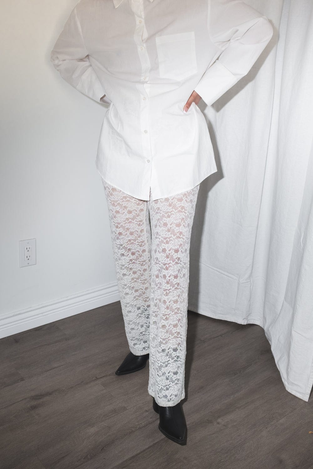 et Tigre Sharla Flared Pants in Ivory