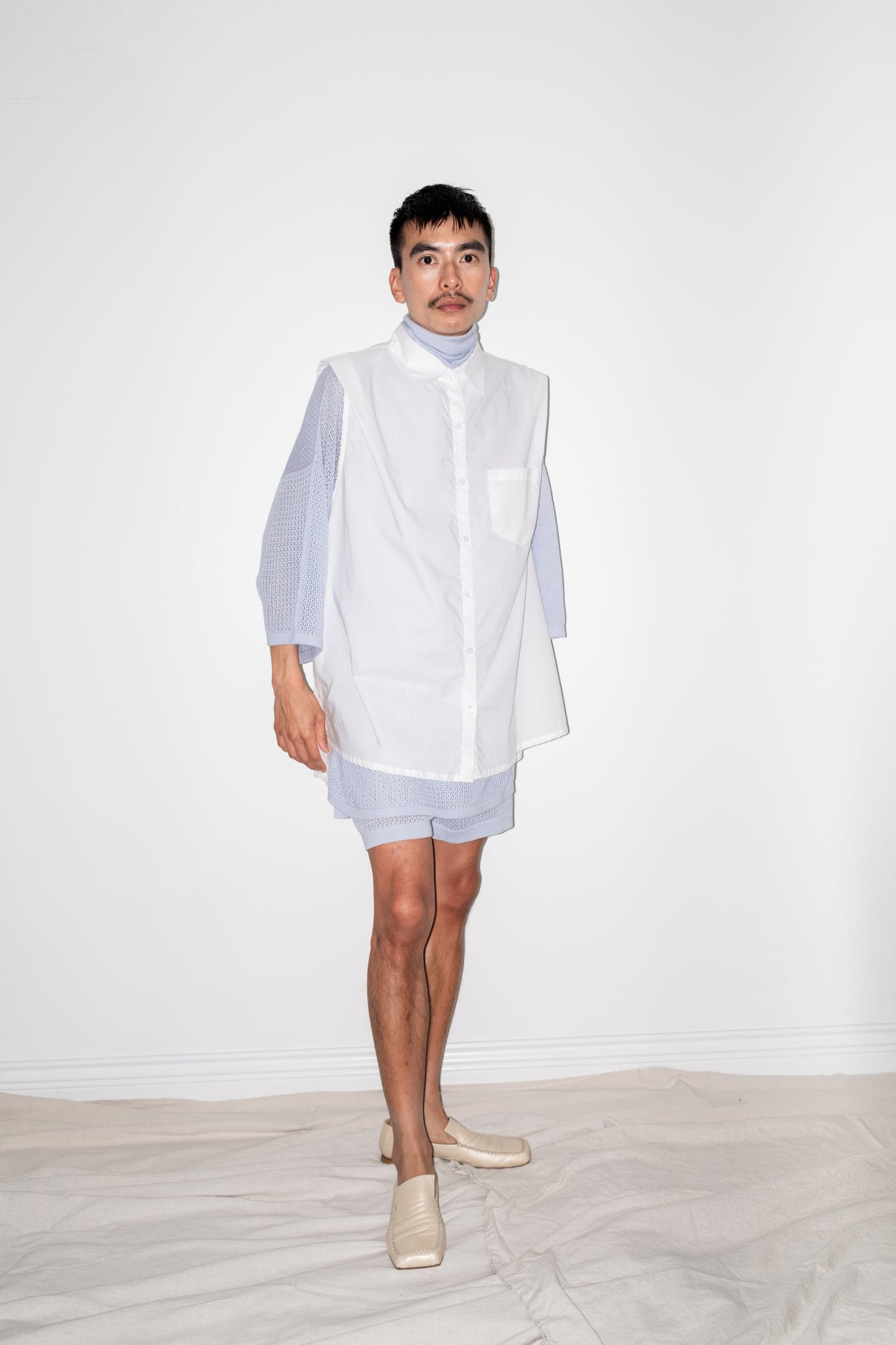 et Tigre White / O/S Alvin Sleeveless Blouse in White