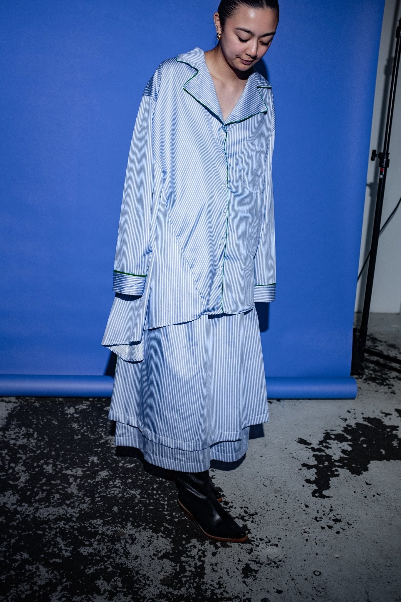 Meta Button Up Shirt in Blue + White Stripe with Green Piping - et Tigre
