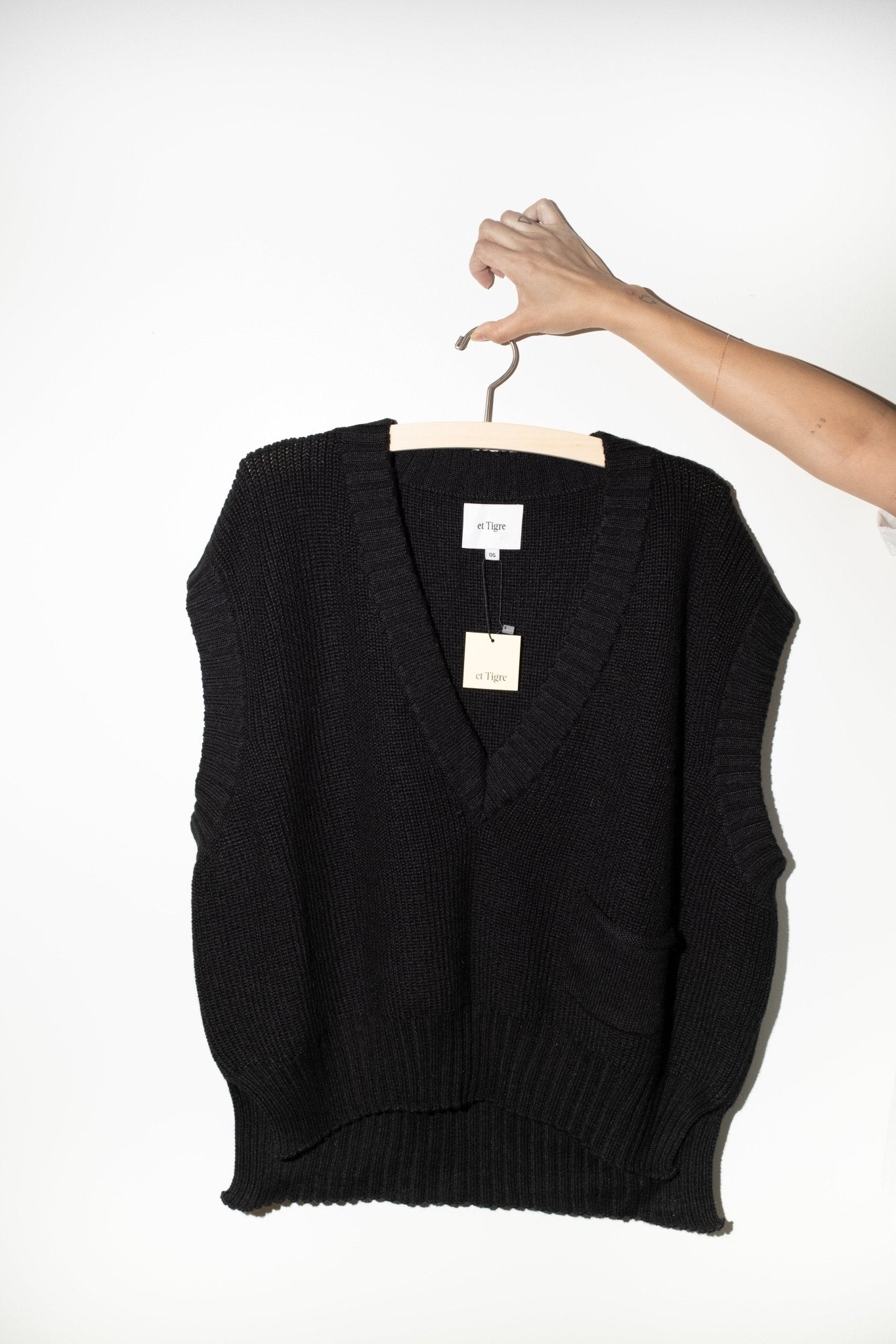 Winston Vest in Black - et Tigre